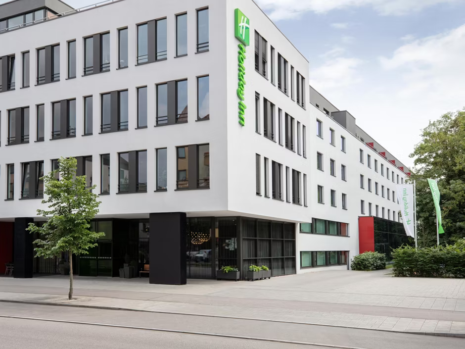 holiday-inn-munich-5571920916-4x3-1